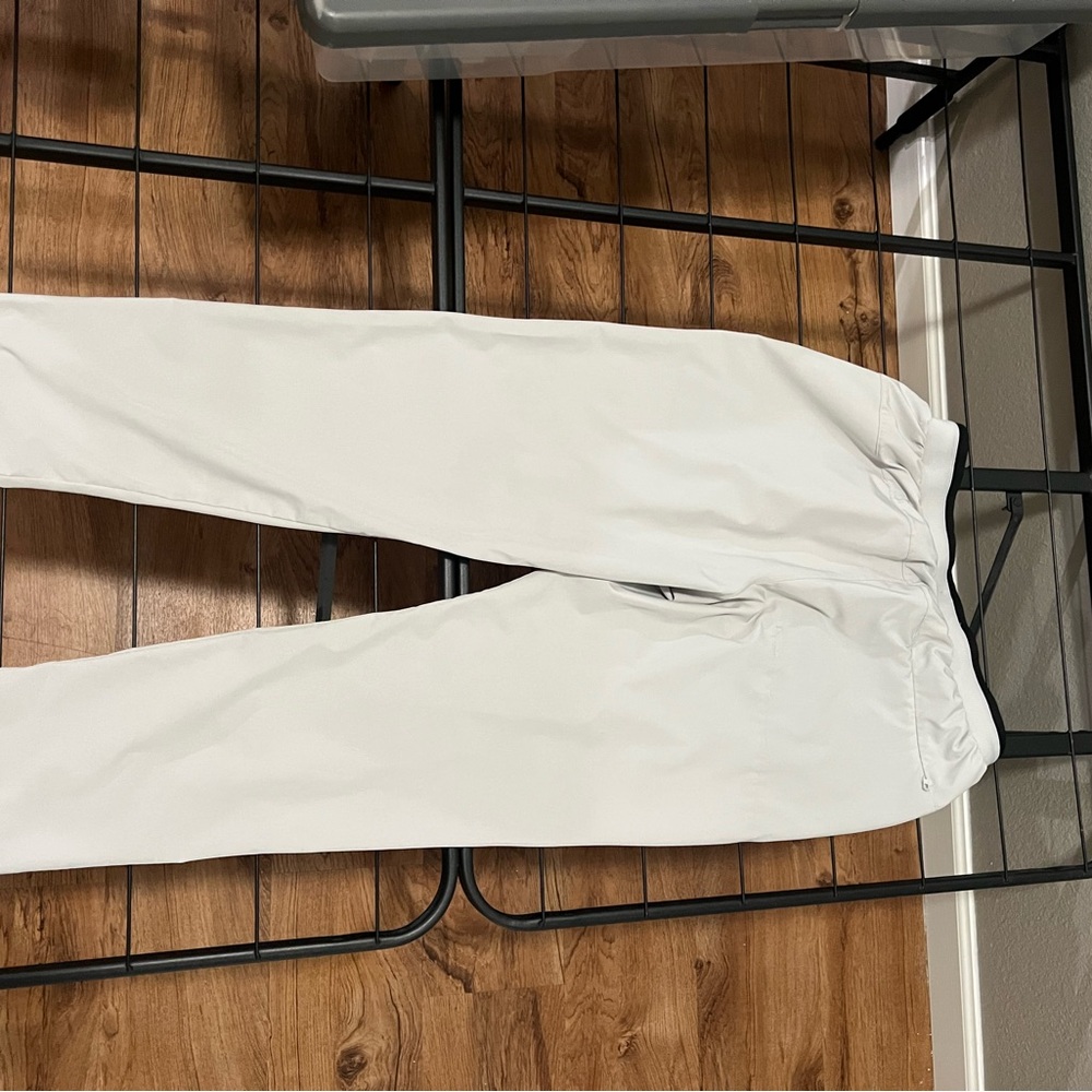 Fabletics Men's Joggers in White